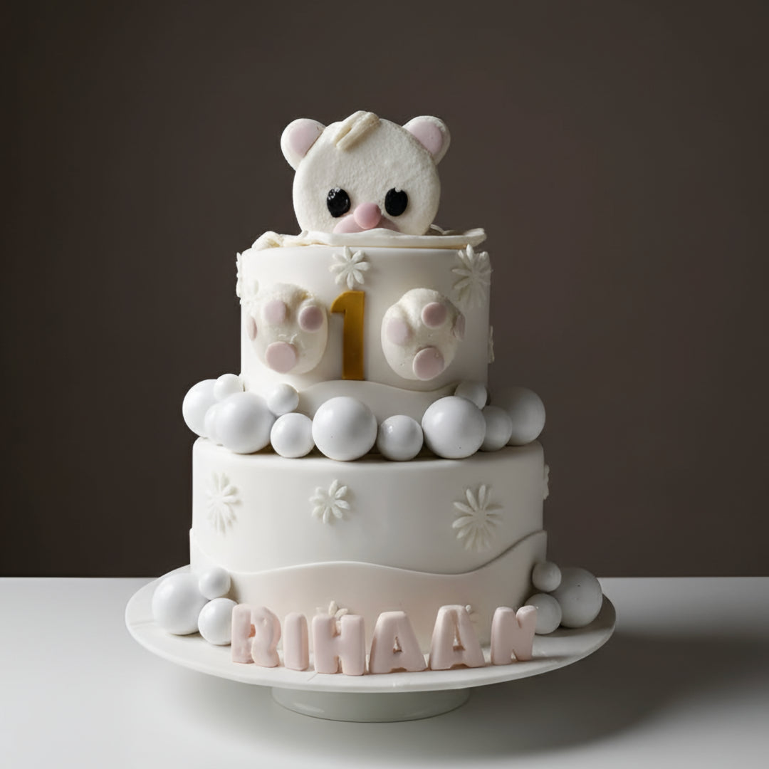 Snow Teddy Delight Cake