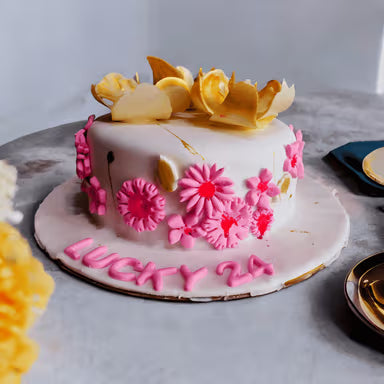 Golden Bloom Floral Cake