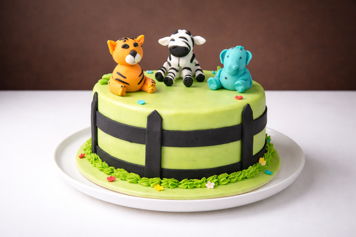 Safari Fence Adventure Jungle Cake